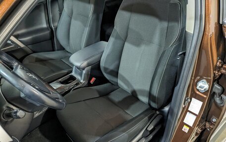 Toyota RAV4, 2016 год, 2 555 000 рублей, 9 фотография