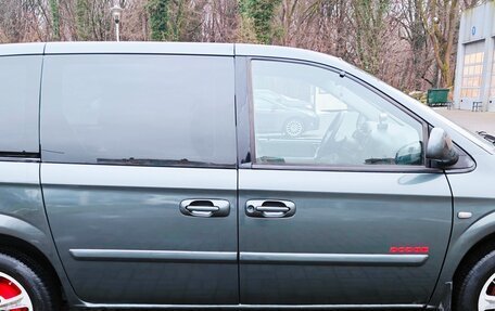 Dodge Caravan IV, 2005 год, 850 000 рублей, 13 фотография