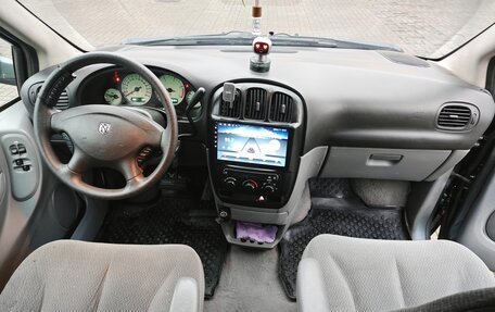 Dodge Caravan IV, 2005 год, 850 000 рублей, 17 фотография