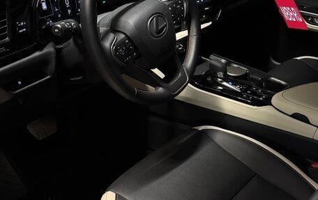 Lexus NX, 2022 год, 5 800 000 рублей, 9 фотография