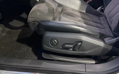 Audi A4, 2017 год, 2 750 000 рублей, 13 фотография