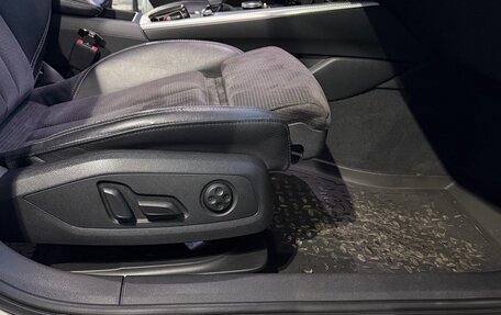 Audi A4, 2017 год, 2 750 000 рублей, 18 фотография