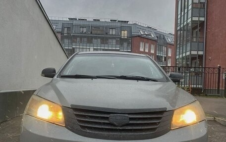 Geely Emgrand EC7, 2013 год, 350 000 рублей, 3 фотография