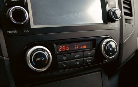 Mitsubishi Pajero IV, 2012 год, 1 795 000 рублей, 15 фотография