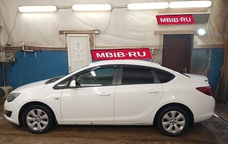 Opel Astra J, 2014 год, 830 000 рублей, 1 фотография