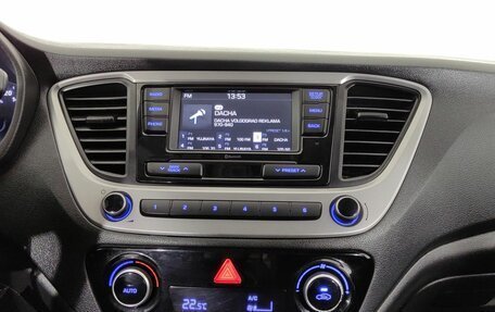 Hyundai Solaris II рестайлинг, 2018 год, 905 000 рублей, 16 фотография