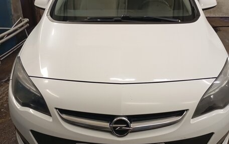 Opel Astra J, 2014 год, 830 000 рублей, 2 фотография