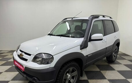 Chevrolet Niva I рестайлинг, 2018 год, 850 000 рублей, 1 фотография