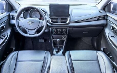 Toyota Yaris XP150 рестайлинг, 2022 год, 1 200 077 рублей, 10 фотография