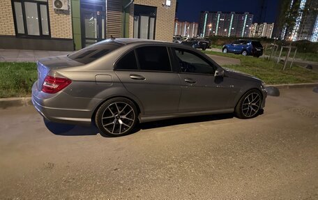 Mercedes-Benz C-Класс, 2011 год, 1 500 000 рублей, 6 фотография