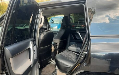 Toyota Land Cruiser Prado 150 рестайлинг 2, 2013 год, 1 647 000 рублей, 3 фотография