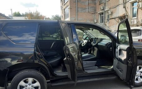 Toyota Land Cruiser Prado 150 рестайлинг 2, 2013 год, 1 647 000 рублей, 7 фотография