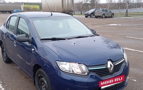 Renault Logan II, 2018 год, 820 000 рублей, 4 фотография