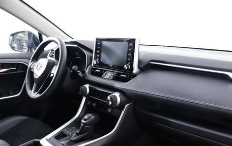 Toyota RAV4, 2021 год, 3 750 000 рублей, 7 фотография