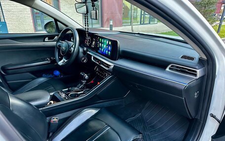 KIA K5, 2021 год, 1 975 000 рублей, 14 фотография