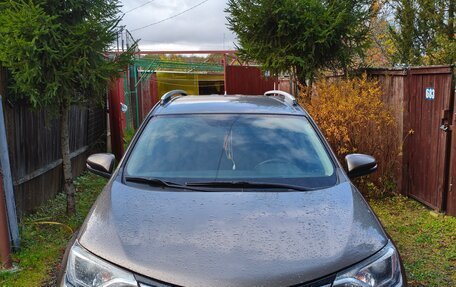 Toyota RAV4, 2017 год, 2 650 000 рублей, 5 фотография