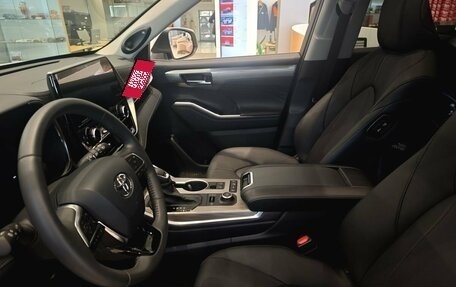 Toyota Highlander, 2025 год, 6 300 000 рублей, 15 фотография