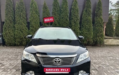 Toyota Camry, 2014 год, 1 600 000 рублей, 2 фотография