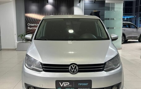 Volkswagen Touran III, 2010 год, 895 000 рублей, 2 фотография