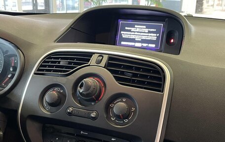 Renault Kangoo II рестайлинг, 2019 год, 1 349 000 рублей, 14 фотография