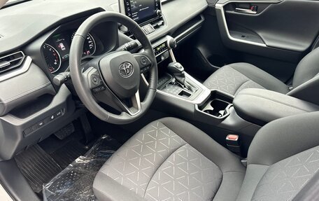 Toyota RAV4, 2020 год, 4 750 000 рублей, 11 фотография