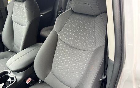 Toyota RAV4, 2020 год, 4 750 000 рублей, 12 фотография