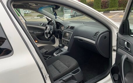 Skoda Octavia, 2012 год, 755 000 рублей, 2 фотография