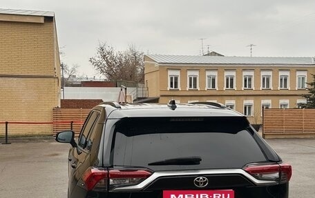 Toyota RAV4, 2020 год, 3 700 000 рублей, 5 фотография