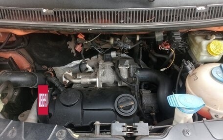 Volkswagen Transporter T5 рестайлинг, 2006 год, 1 000 000 рублей, 2 фотография