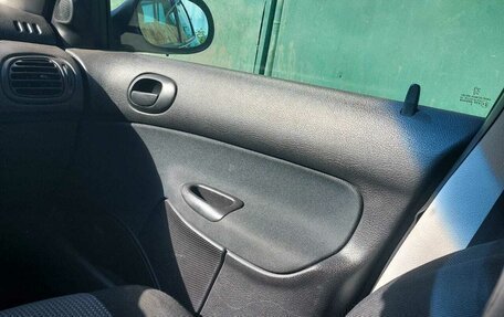 Peugeot 206, 2004 год, 270 000 рублей, 5 фотография