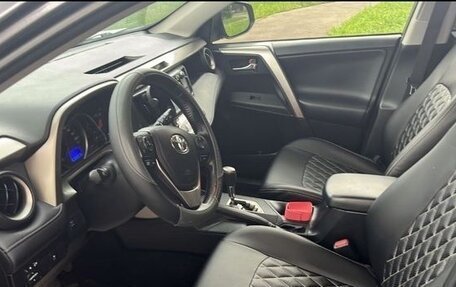 Toyota RAV4, 2014 год, 5 фотография