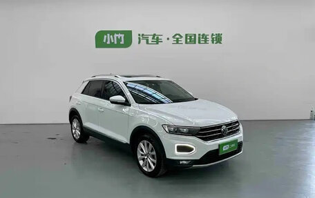 Volkswagen T-Roc I, 2022 год, 1 770 099 рублей, 3 фотография