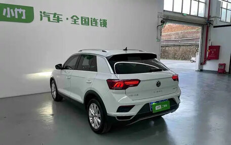 Volkswagen T-Roc I, 2022 год, 1 770 099 рублей, 5 фотография