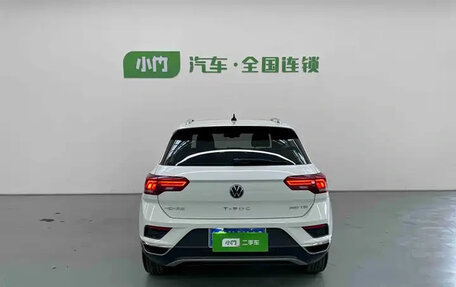 Volkswagen T-Roc I, 2022 год, 1 770 099 рублей, 6 фотография