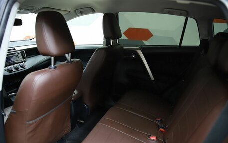 Toyota RAV4, 2015 год, 1 900 000 рублей, 10 фотография