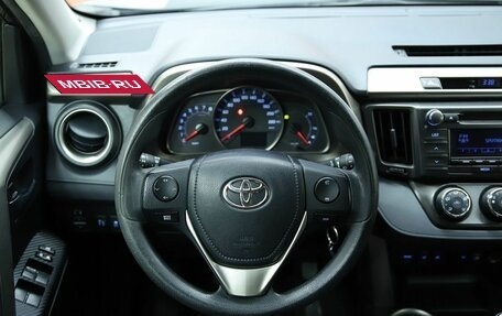 Toyota RAV4, 2015 год, 1 900 000 рублей, 14 фотография