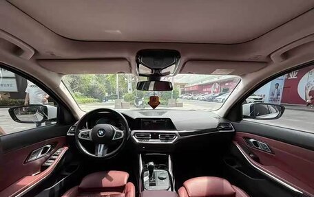 BMW 3 серия, 2022 год, 2 820 000 рублей, 8 фотография