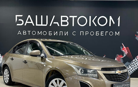 Chevrolet Cruze II, 2013 год, 590 000 рублей, 3 фотография
