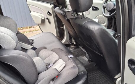 Renault Logan I, 2007 год, 329 000 рублей, 17 фотография