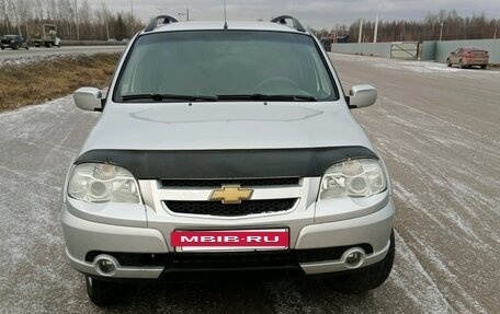 Chevrolet Niva I рестайлинг, 2011 год, 499 000 рублей, 3 фотография