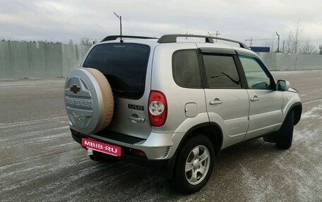 Chevrolet Niva I рестайлинг, 2011 год, 499 000 рублей, 2 фотография
