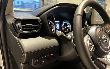 Suzuki Grand Vitara, 2025 год, 3 999 000 рублей, 16 фотография