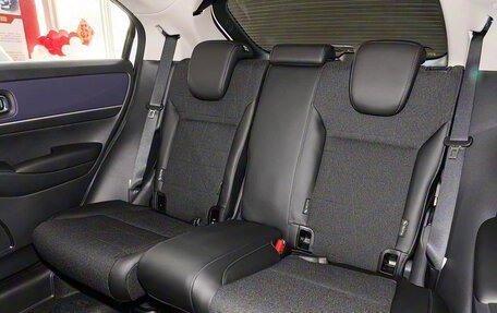 Honda Vezel, 2025 год, 2 090 000 рублей, 14 фотография