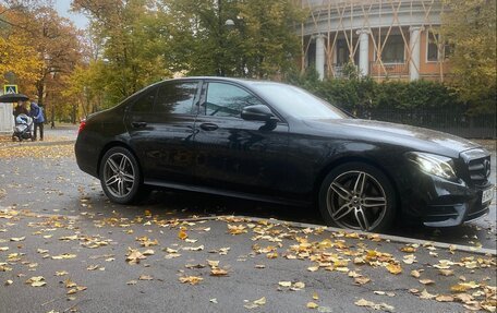 Mercedes-Benz E-Класс, 2018 год, 2 250 000 рублей, 11 фотография