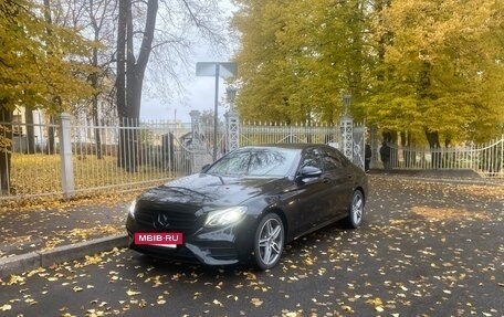 Mercedes-Benz E-Класс, 2018 год, 2 250 000 рублей, 18 фотография