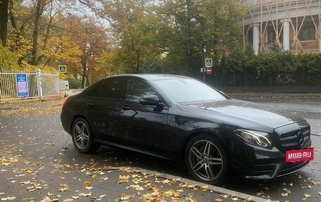 Mercedes-Benz E-Класс, 2018 год, 2 250 000 рублей, 16 фотография