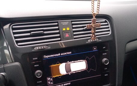 Volkswagen Golf VII, 2019 год, 1 750 000 рублей, 8 фотография