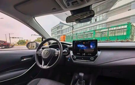 Toyota Corolla, 2025 год, 2 400 000 рублей, 15 фотография