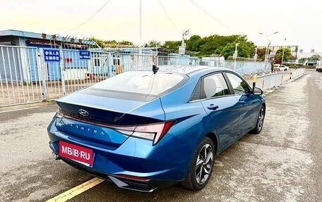 Hyundai Elantra, 2021 год, 1 070 000 рублей, 2 фотография