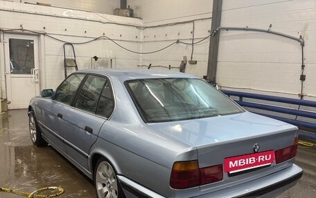 BMW 5 серия, 1991 год, 320 000 рублей, 4 фотография